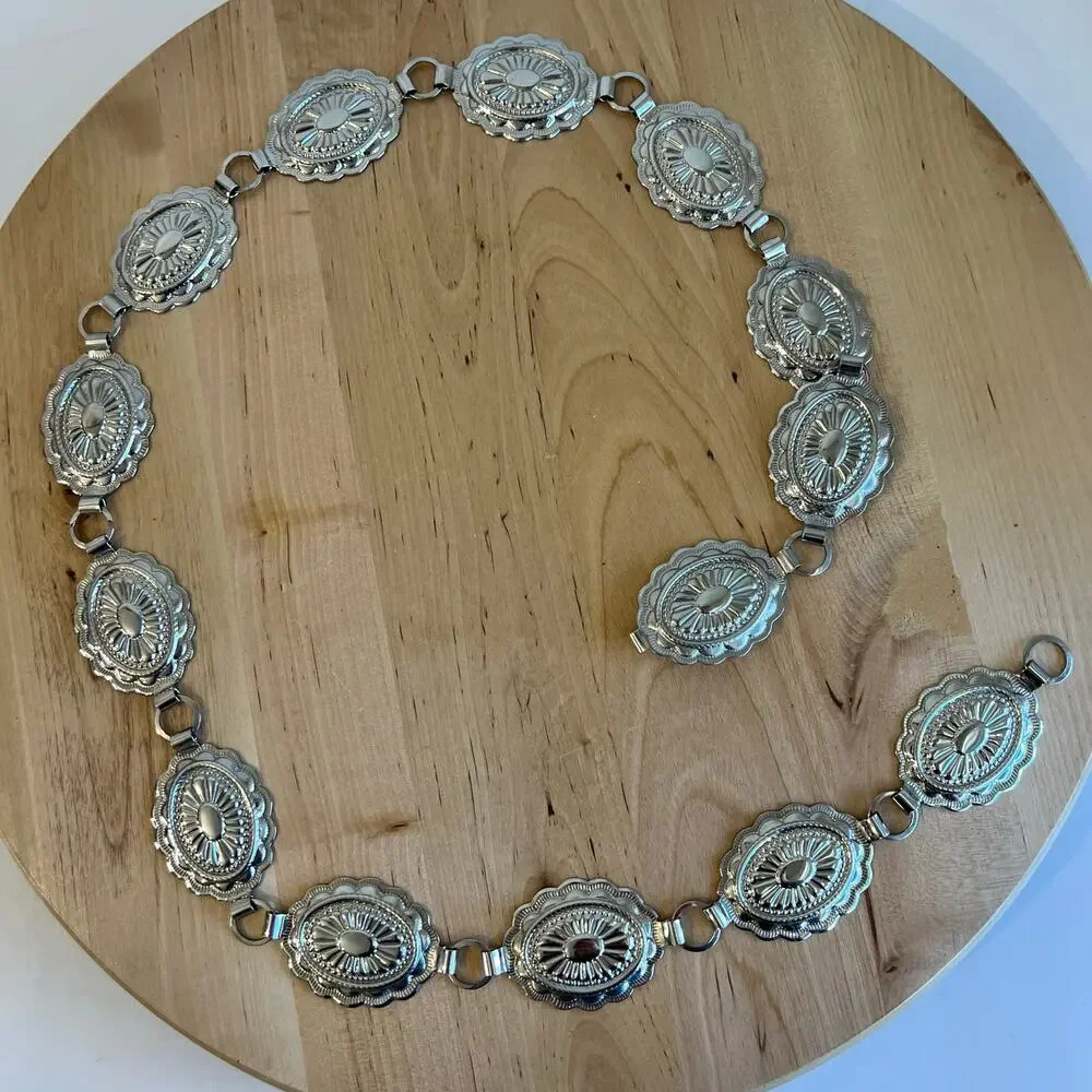 Western Vintage 90s Silver Concho Chain Link Belt Size Medium - Picture 1 of 10